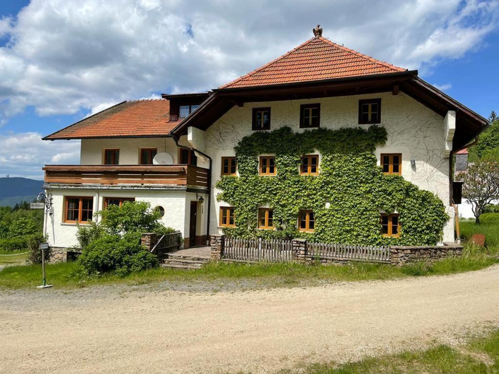 Ferienwohnung Gut Eschlsaign อาร์ราค ภายนอก รูปภาพ
